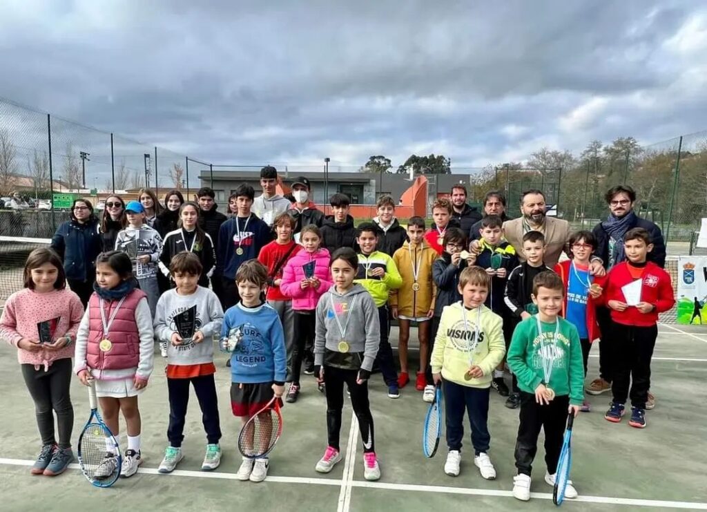 Jornada de tenis en Gondomar